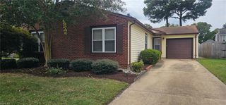 925 N Scarlet Oak CT, Chesapeake, VA 23320