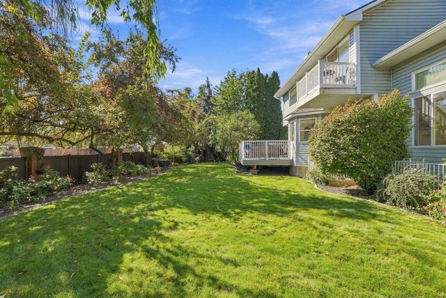 8704 N Kensington Dr, Spokane, WA 99208