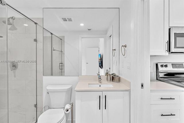 940 Michigan Avenue 10, Miami Beach, FL 33139