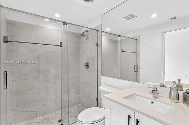 940 Michigan Avenue 10, Miami Beach, FL 33139