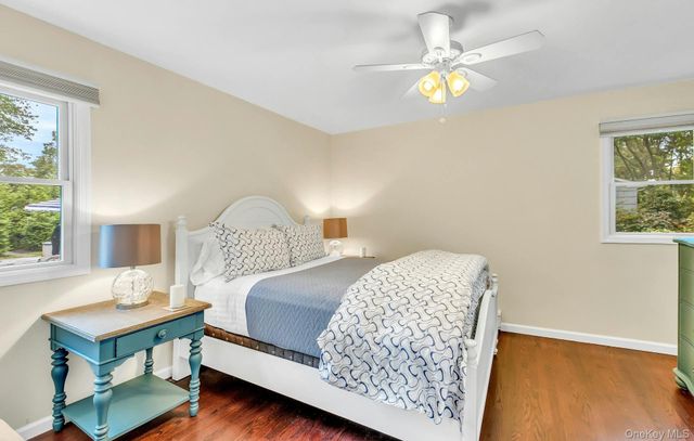 17 Lovell Road, Hampton Bays, NY 11946