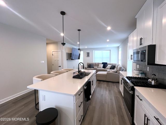 1 Halifax Road 1, Bayville, NJ 08721