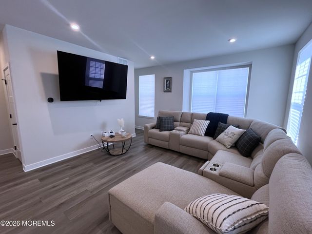 1 Halifax Road 1, Bayville, NJ 08721