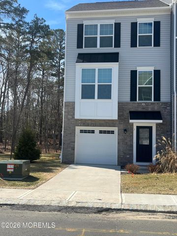 1 Halifax Road 1, Bayville, NJ 08721