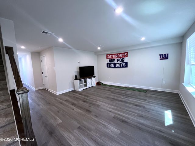 1 Halifax Road 1, Bayville, NJ 08721