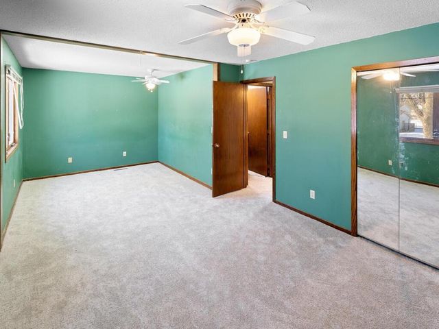 1694 119th Avenue NW, Coon Rapids, MN 55448