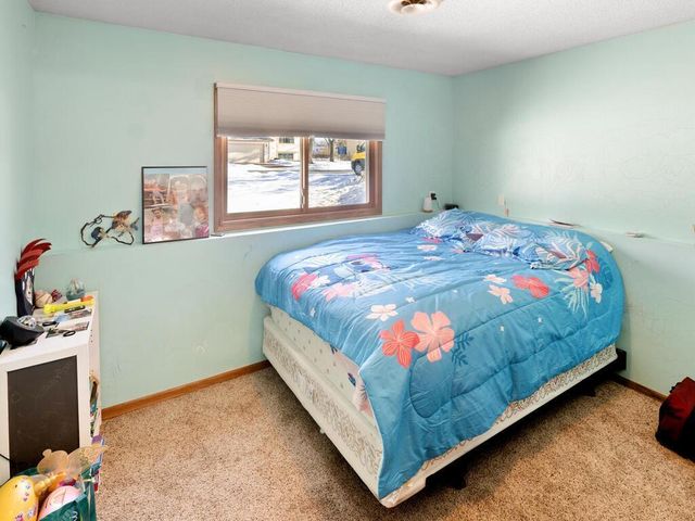 1694 119th Avenue NW, Coon Rapids, MN 55448