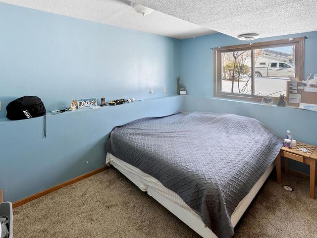 1694 119th Avenue NW, Coon Rapids, MN 55448