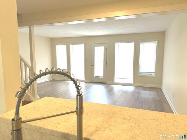 61 Far View Commons 61, Southbury, CT 06488