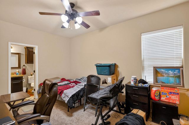 130 Armored Avenue, College Station, TX 77845
