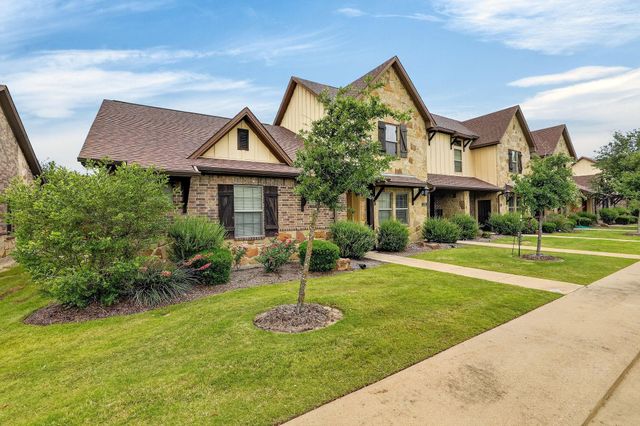 130 Armored Avenue, College Station, TX 77845
