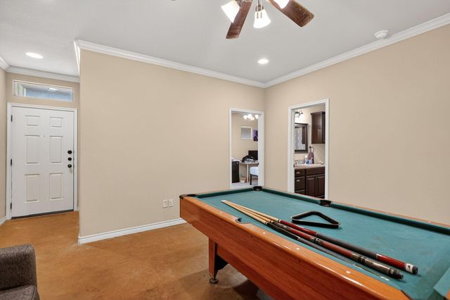 130 Armored Avenue, College Station, TX 77845