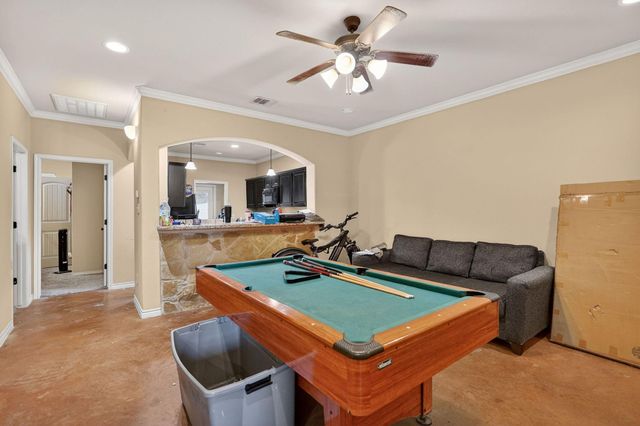 130 Armored Avenue, College Station, TX 77845