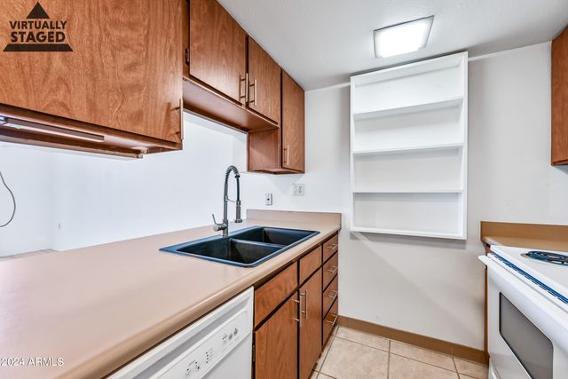 3033 E DEVONSHIRE Avenue 1013, Phoenix, AZ 85016