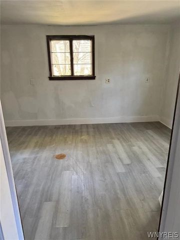 1540 Whitney Avenue, Niagara Falls, NY 14301