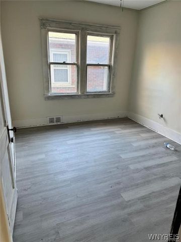 1540 Whitney Avenue, Niagara Falls, NY 14301