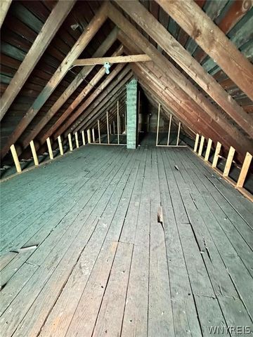 1540 Whitney Avenue, Niagara Falls, NY 14301