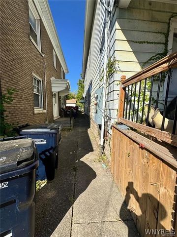 1540 Whitney Avenue, Niagara Falls, NY 14301