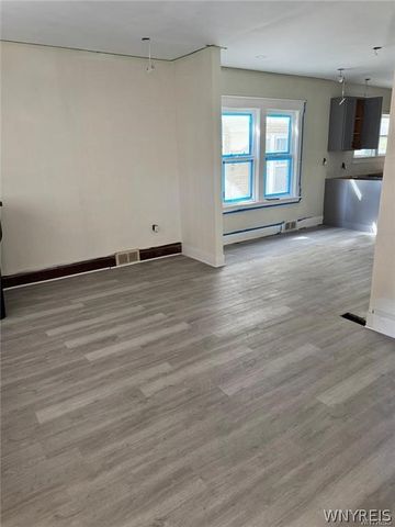 1540 Whitney Avenue, Niagara Falls, NY 14301