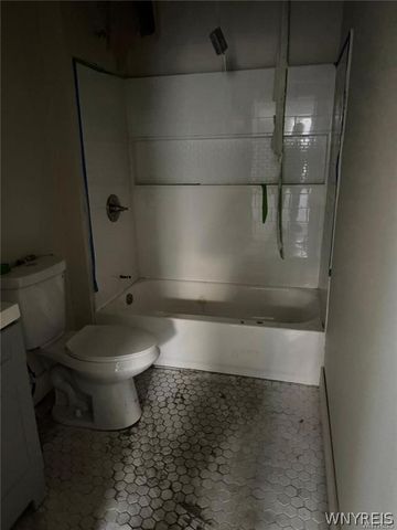 1540 Whitney Avenue, Niagara Falls, NY 14301