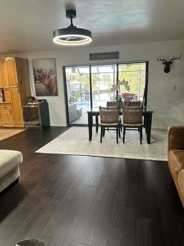 2827 Mckinley St, Hollywood, FL 33020