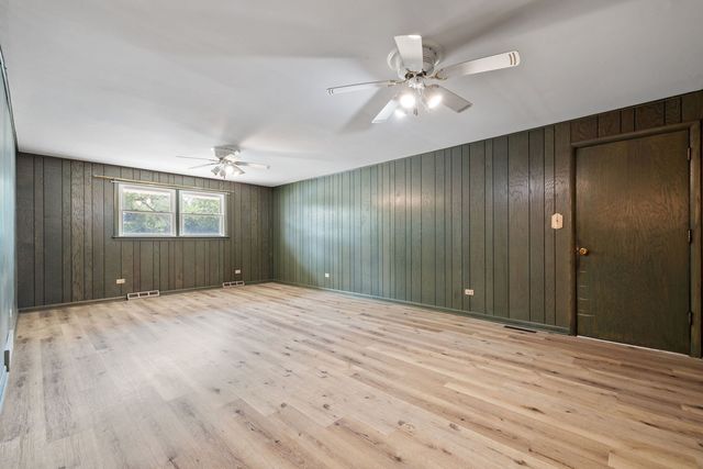 10420 Washington Avenue, Oak Lawn, IL 60453