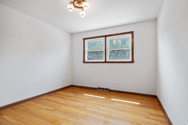 10420 Washington Avenue, Oak Lawn, IL 60453