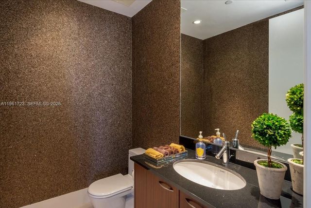 15811 Collins Ave 1502, Sunny Isles Beach, FL 33160