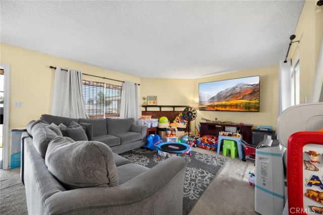 10810 Valley View, Whittier, CA 90604