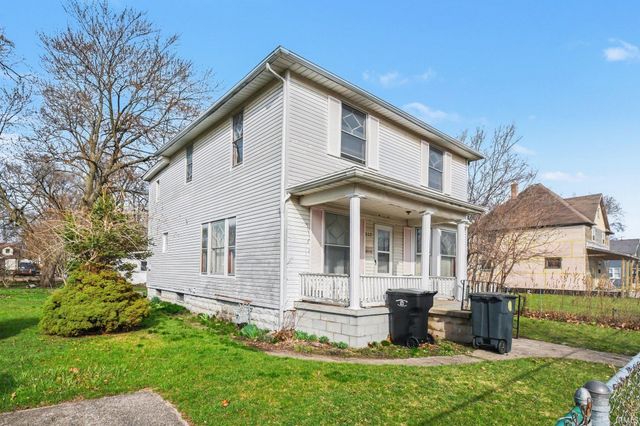 807 Diamond Avenue, South Bend, IN 46628
