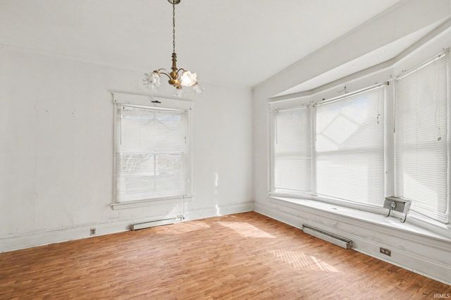 807 Diamond Avenue, South Bend, IN 46628