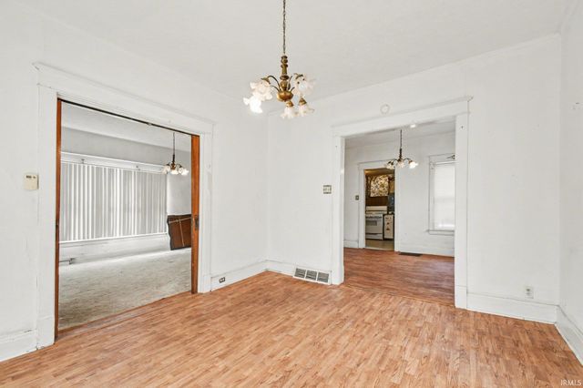 807 Diamond Avenue, South Bend, IN 46628