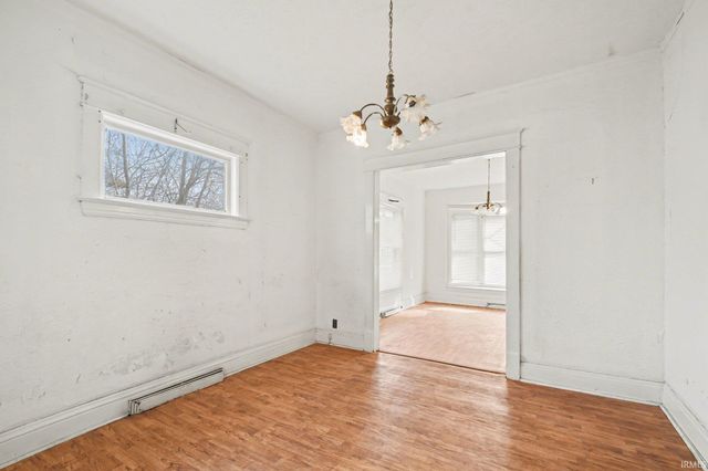 807 Diamond Avenue, South Bend, IN 46628