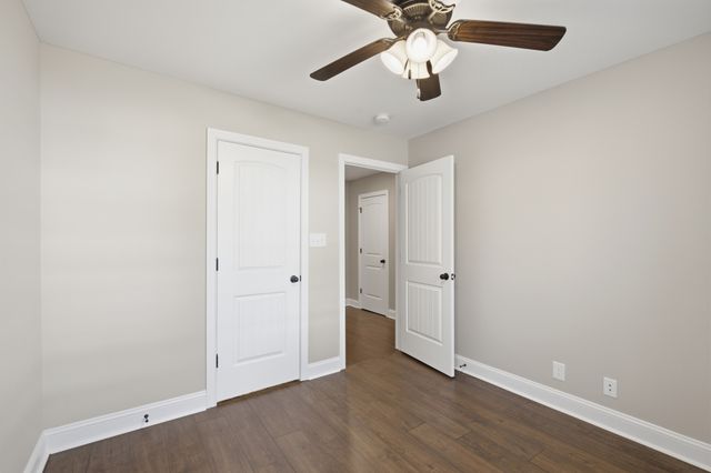 2361 Colston Dr, Clarksville, TN 37042