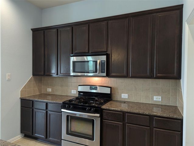8041 Silent Deep Drive, Rosenberg, TX 77469
