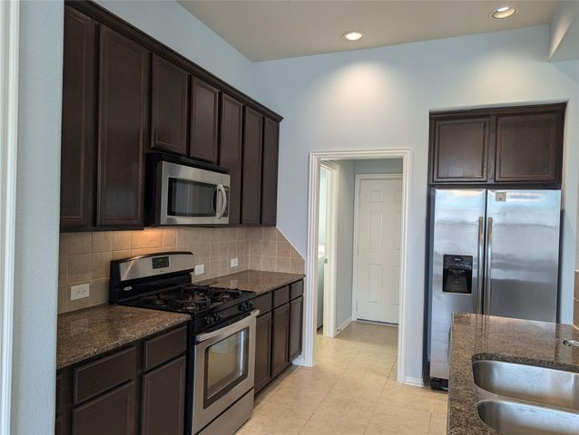 8041 Silent Deep Drive, Rosenberg, TX 77469