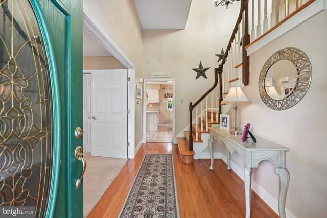 843 LAFAYETTE DR, Mount Laurel, NJ 08054