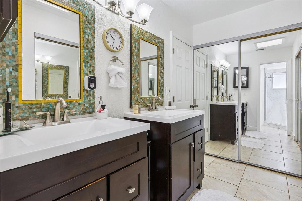 Image 24 of property listing at 4946 SAMOA CIRCLE 4C, Orlando, FL 32808