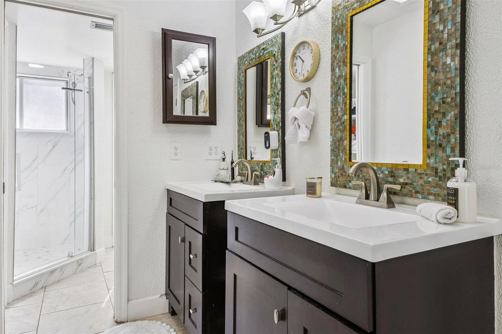 Image 26 of property listing at 4946 SAMOA CIRCLE 4C, Orlando, FL 32808