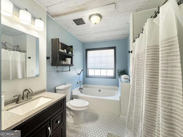 2671 Freemans Walk Path, Dacula, GA 30019