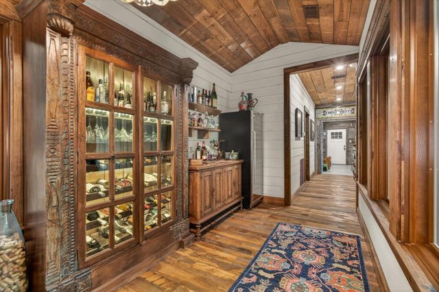 1881 NE Clayton Street, Dayton, TX 77535