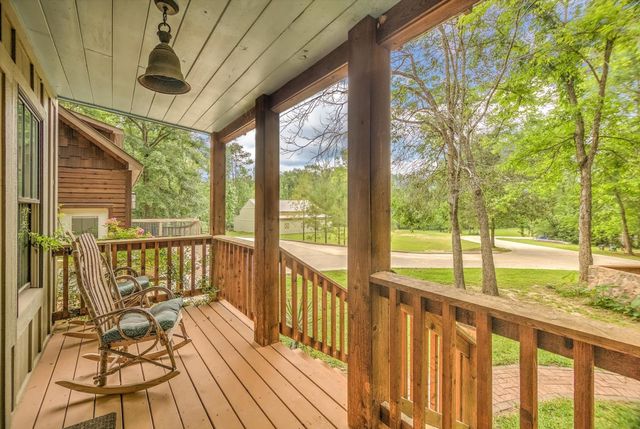1881 NE Clayton Street, Dayton, TX 77535