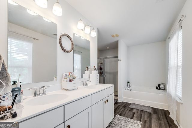 8 Hawkhorn Court, Savannah, GA 31407