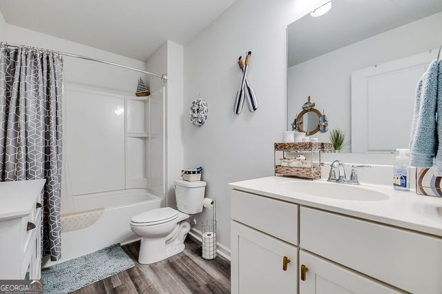 8 Hawkhorn Court, Savannah, GA 31407