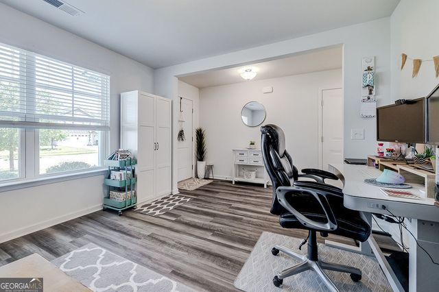 8 Hawkhorn Court, Savannah, GA 31407