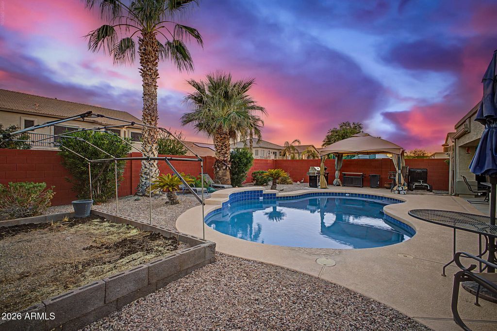 29661 W AMELIA Avenue, Buckeye, AZ 85396 — photo 2