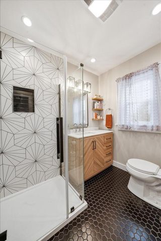 607 Oak Street, Valparaiso, IN 46383