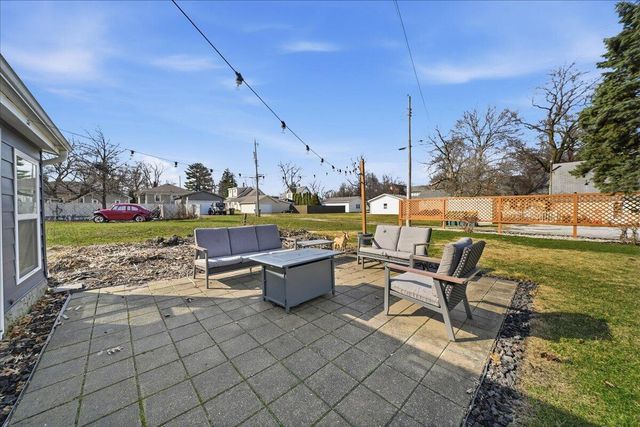 607 Oak Street, Valparaiso, IN 46383