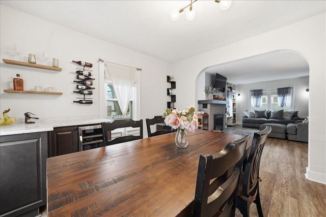 607 Oak Street, Valparaiso, IN 46383