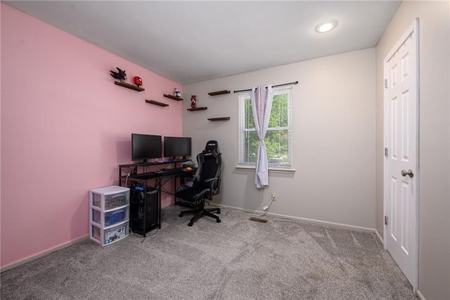 5808 Clark Circle, Kansas City, KS 66106